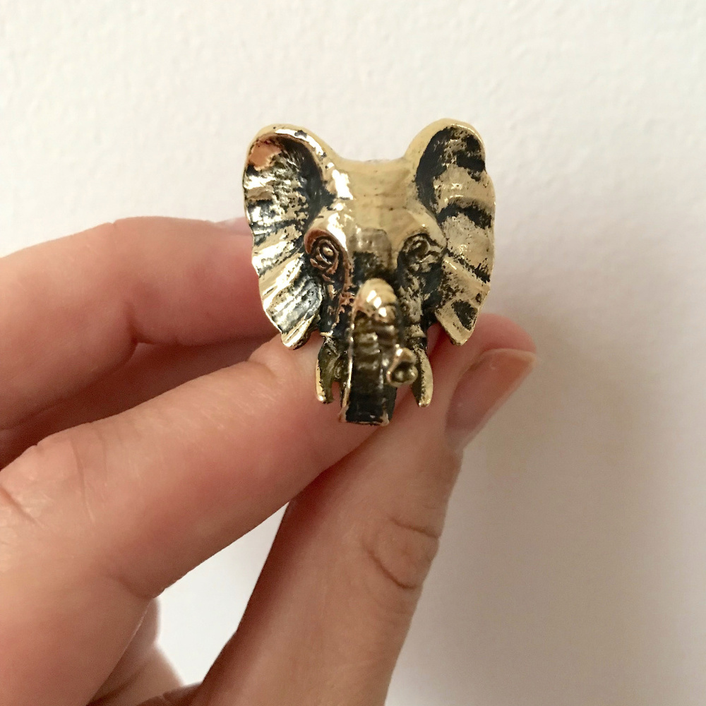 Anthropologie Large Elephant Ring Gentle Giant By Moss Mills, Gold Tone Size 6